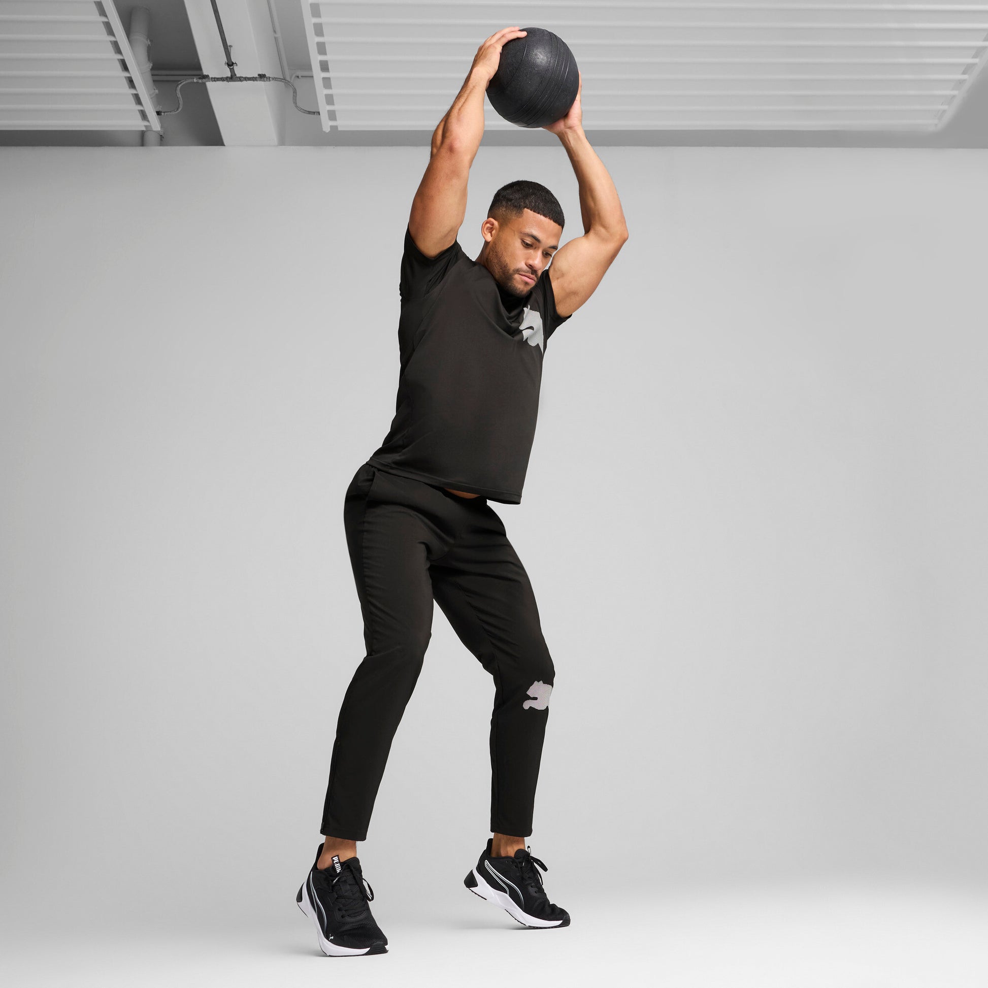 PUMA PANT Sporting Goods |52672501