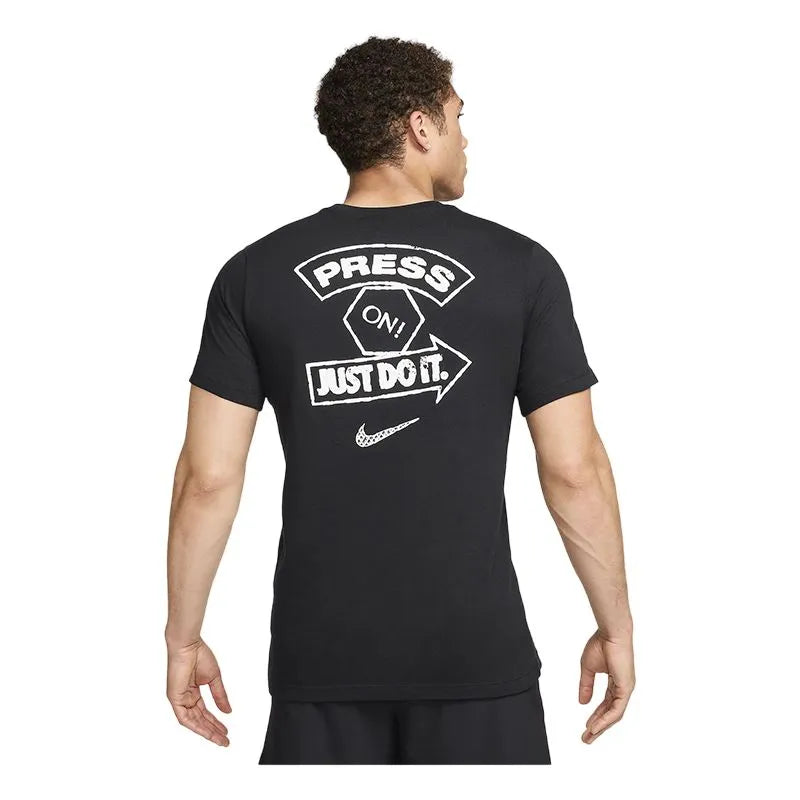 NIKE FITNESS SS T.SHIRT | FZ8050-010