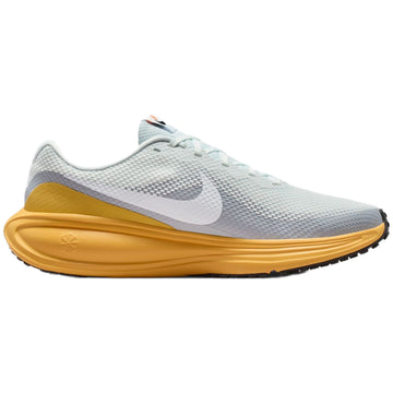 Nike Revolution 8