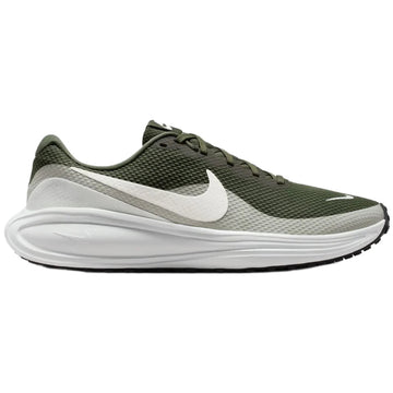 Nike Revolution 8
