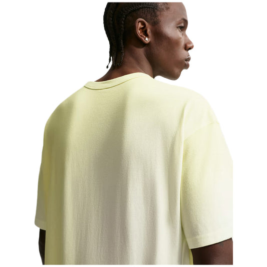 U Nsw Tee Lse Prem Ess Wash